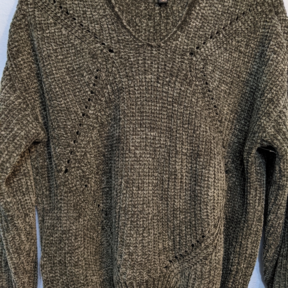 Almost famous dark gray-green knitted light weighted sweater top with hoodie.
